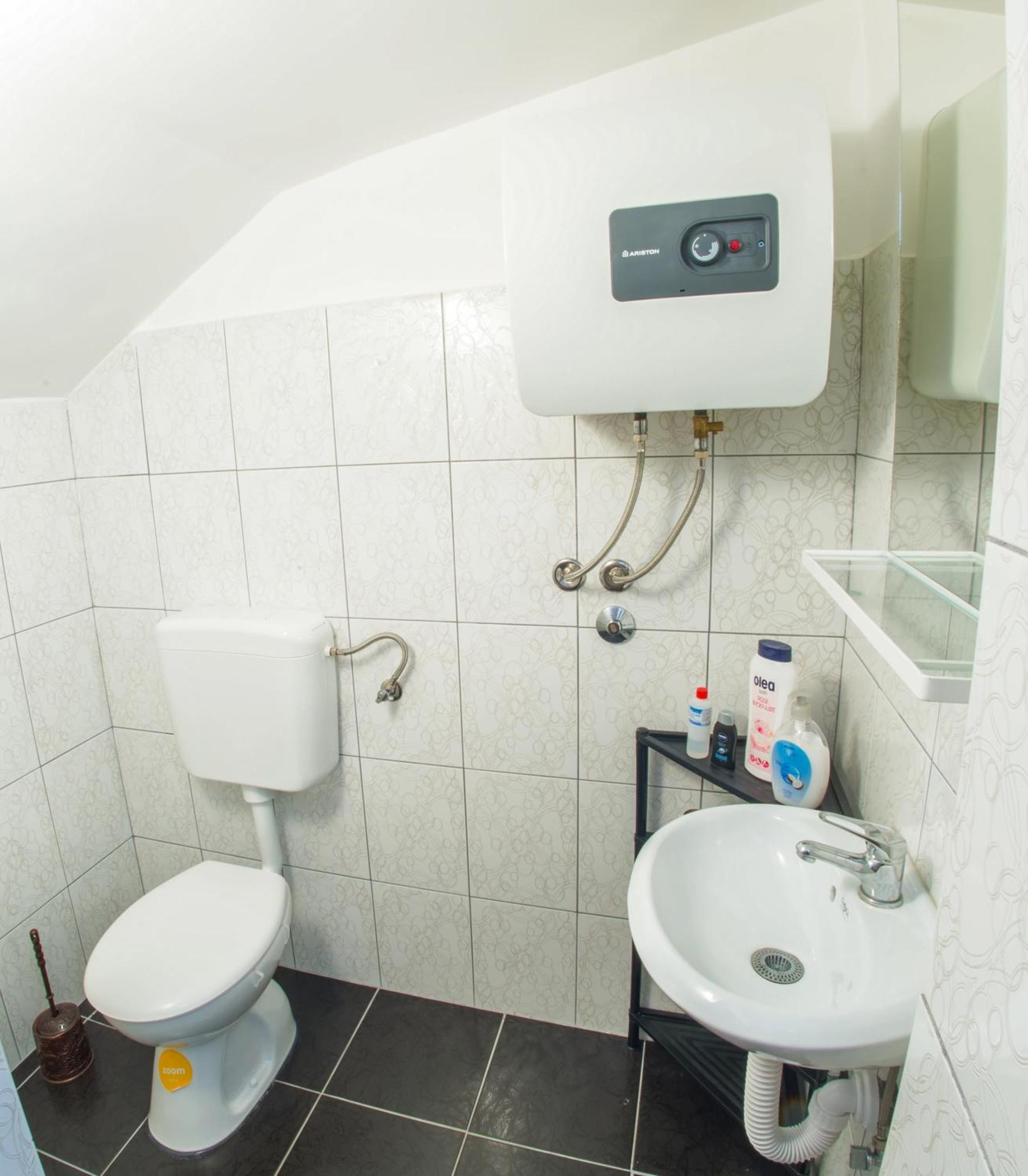 Apartment Elegant โมสตาร์ ภายนอก รูปภาพ